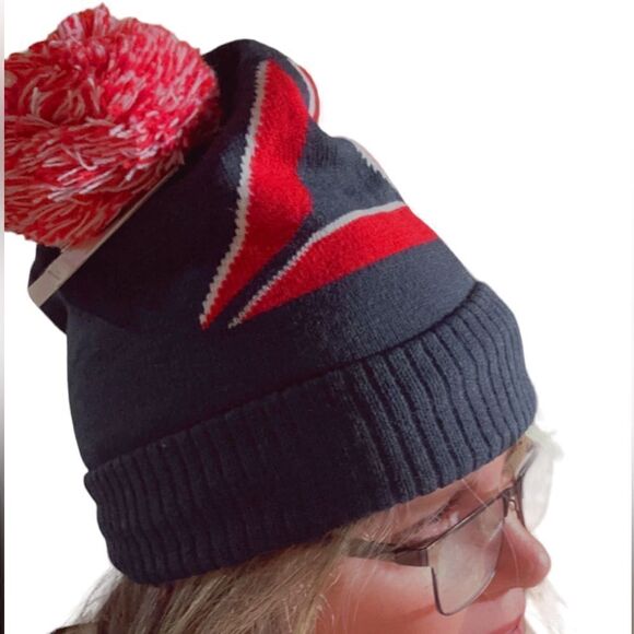Reebok Unisex Pom Pom Beanie Hat Size One Size - Picture 5 of 6